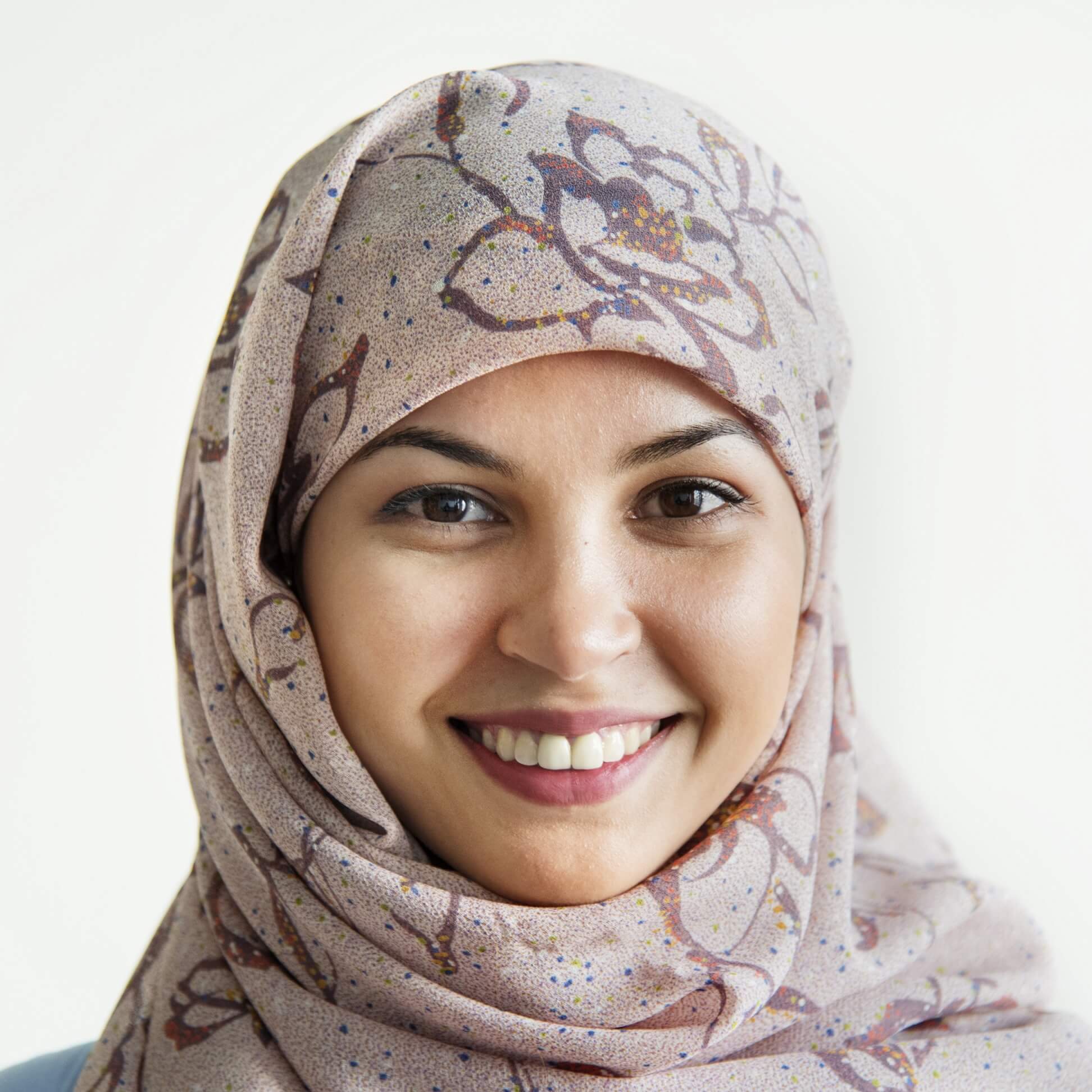portrait of islamic woman smiling 2022 12 16 00 23 27 utc cropped.jpg